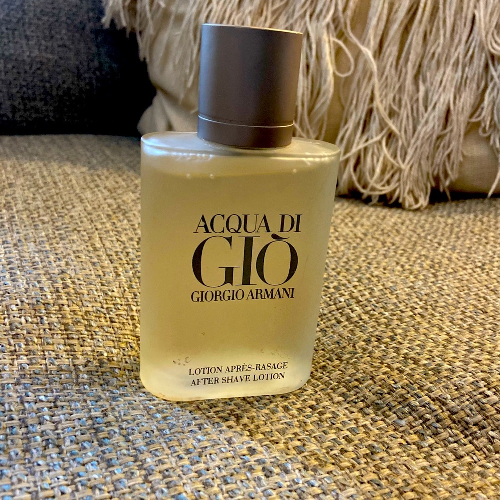 Gio by Giorgio Armani Mens after shave